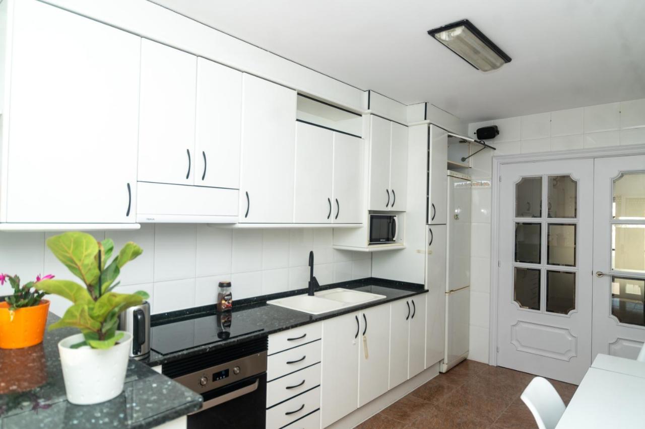 Gran De 4 En Apartamento Sitges