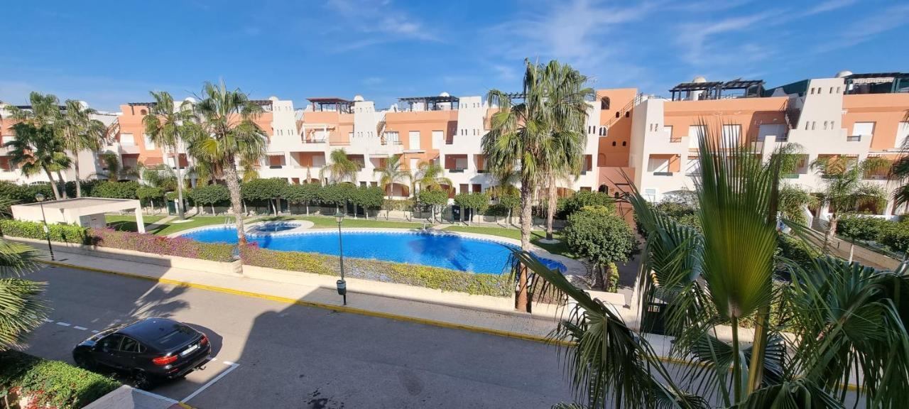 Homes Of Spain: Beachfront With Private Pool At Paraiso Playa Apartment *