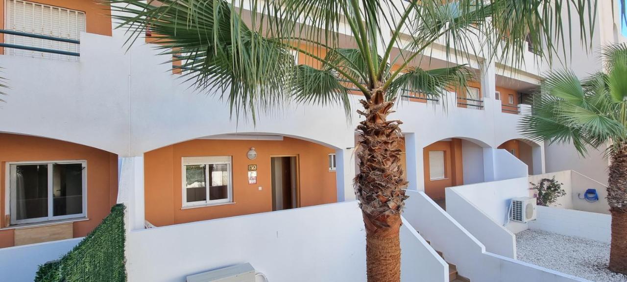 Apartment Homes Of Spain: Beachfront With Private Pool At Paraiso Playa *