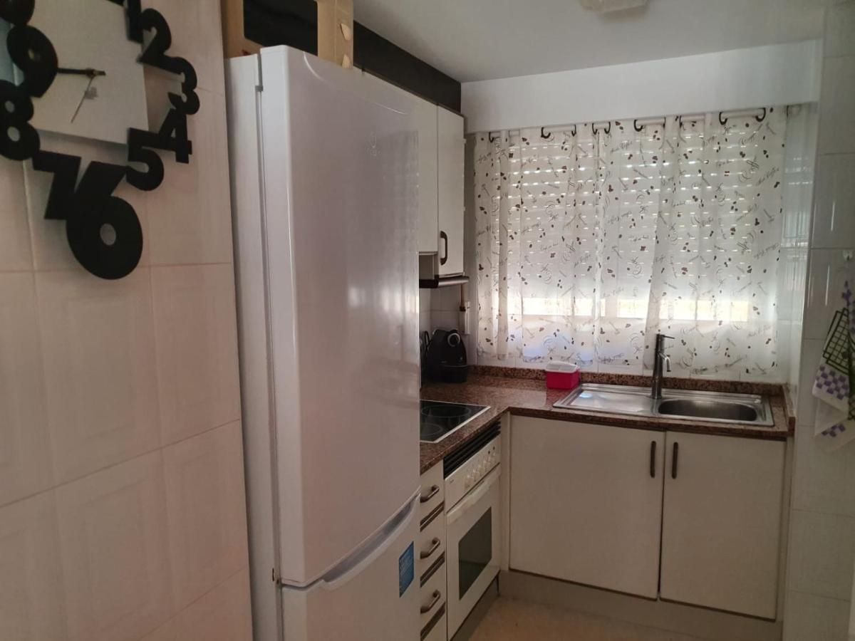 Apartment Con Gran Terraza, Piscina Y Con Vistas Al Mar, A Solo 50 M De La Playa *