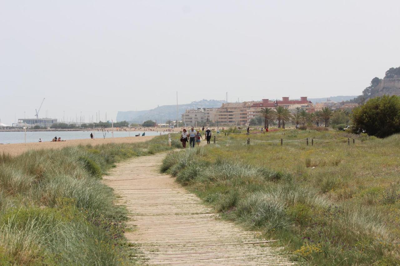0704 Ap Victoria I * Denia