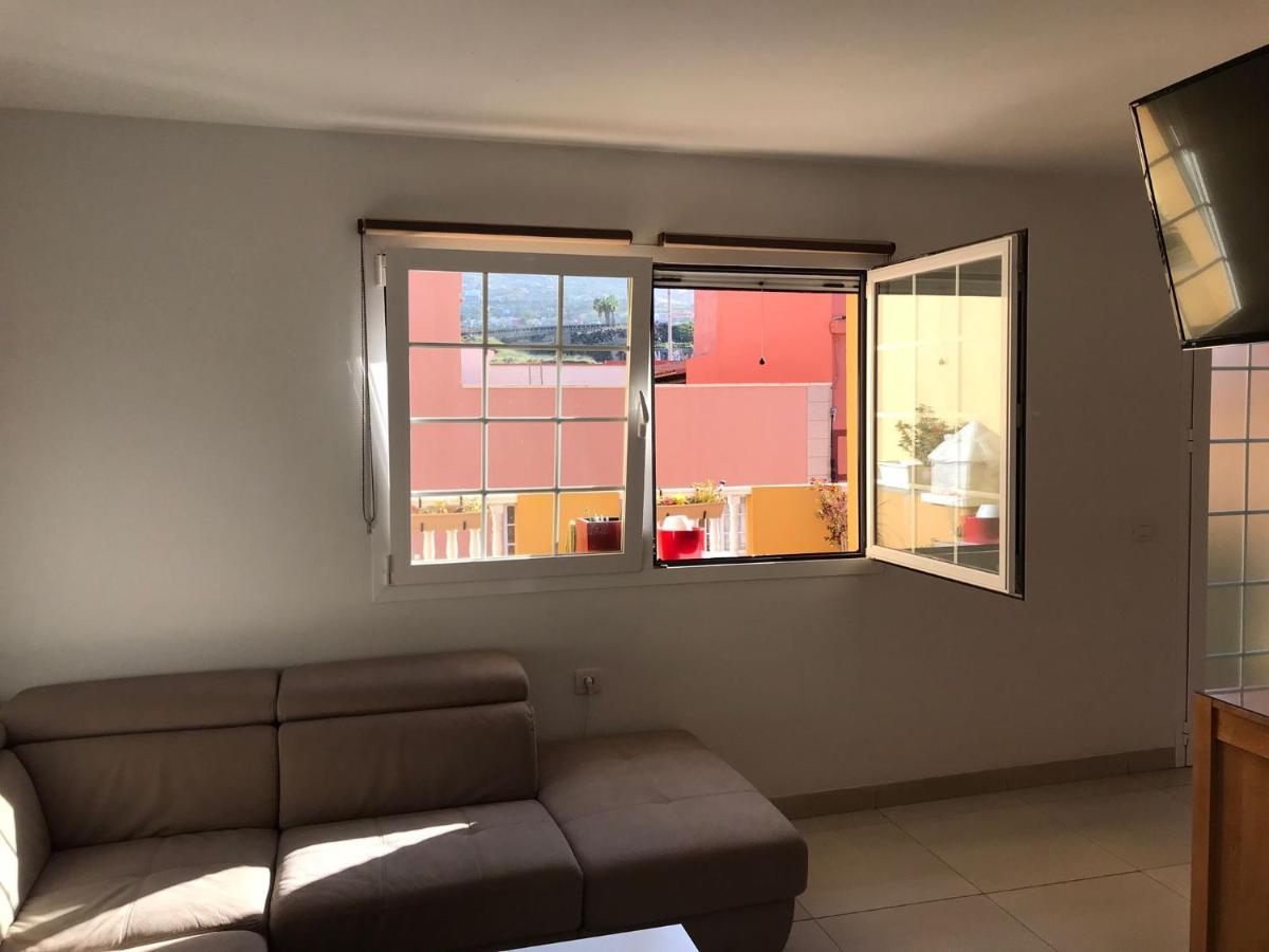 Grosse Terrasse. Modern. Office. Solarium Apartment Los Realejos