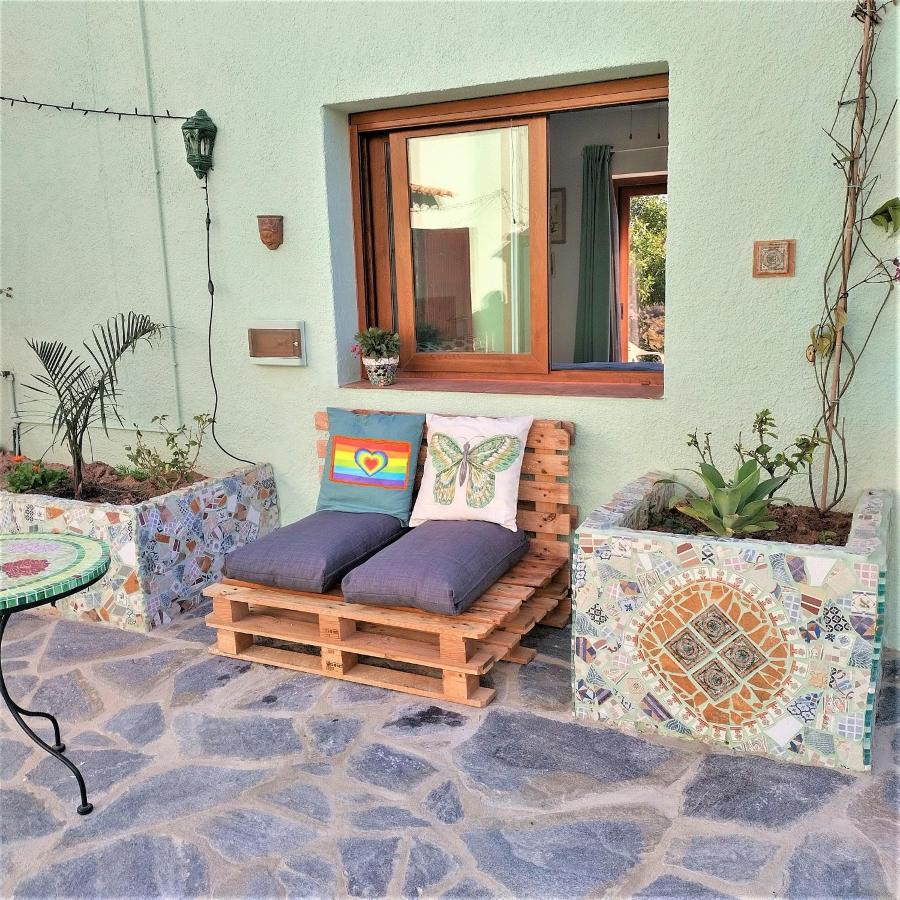 Casa *