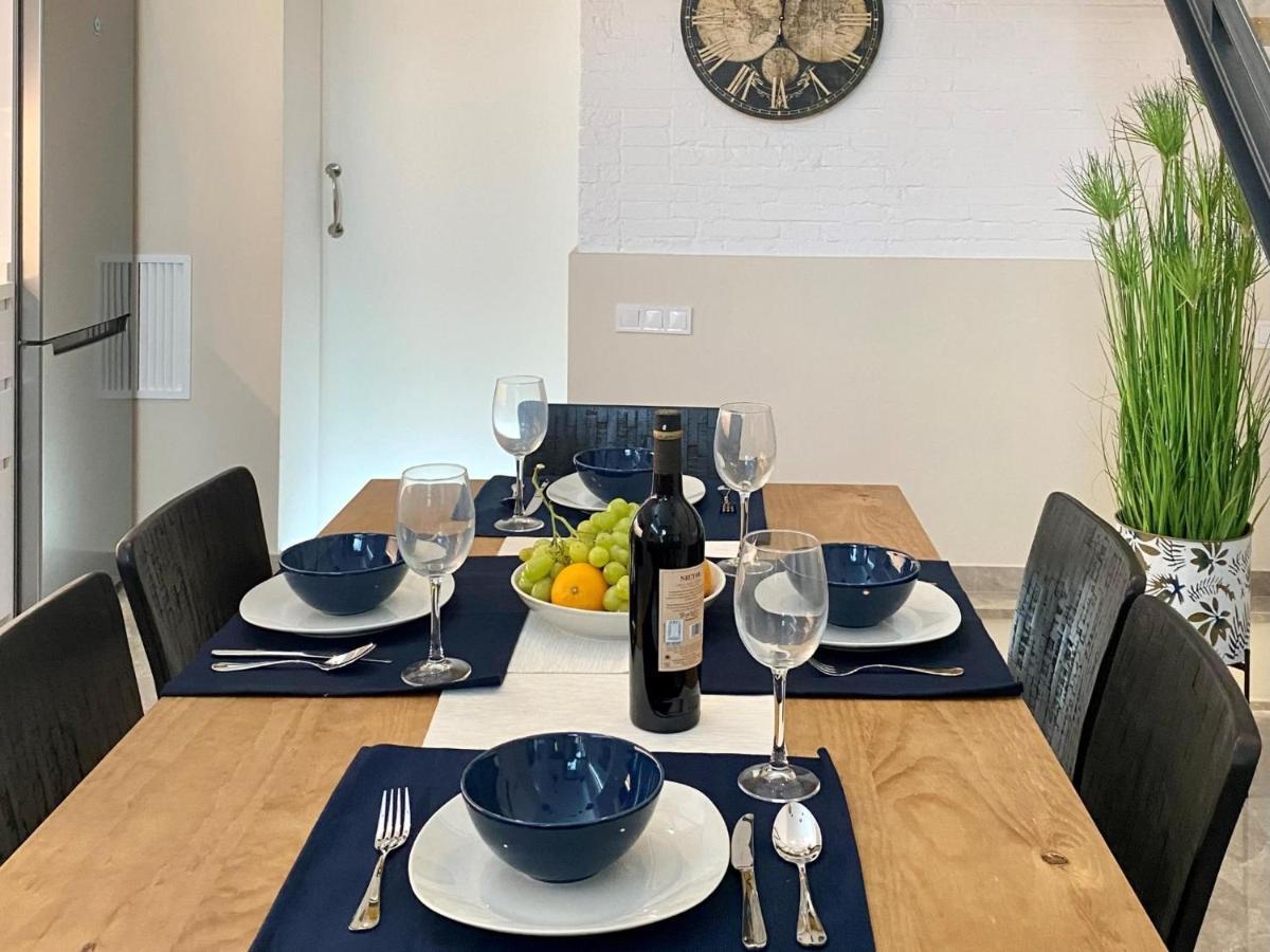 Apartamento Tr3 Aparcamiento Incluido Familias Loft Almirante