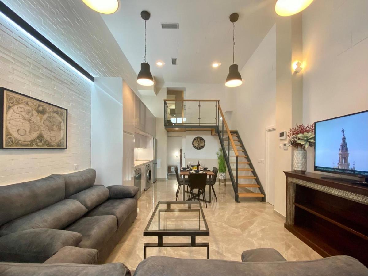 Tr3 Aparcamiento Incluido Familias Loft Almirante Apartamento Sevilla