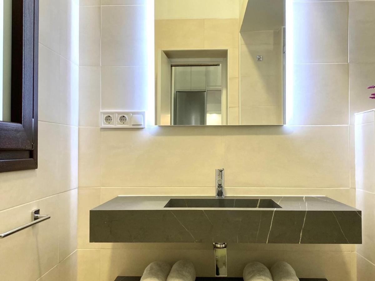 Tr3 Aparcamiento Incluido Familias Loft Almirante Sevilla