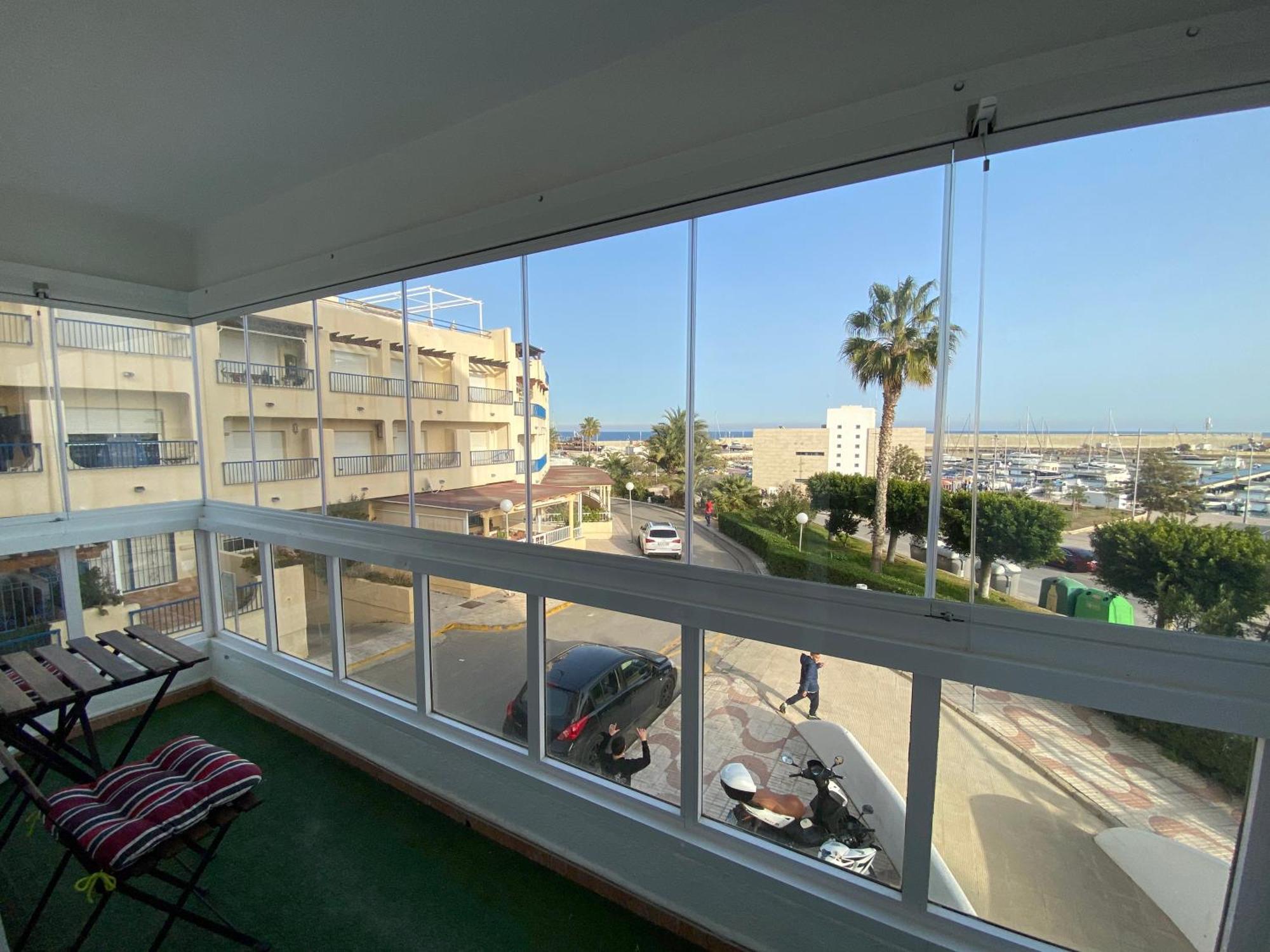 Apartamento Frente Al Mar * Garrucha