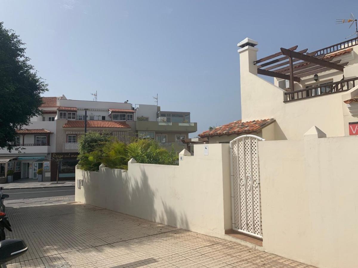 Cosy 2 Bedroom Apartment In La Caleta, Tenerife Apartment *