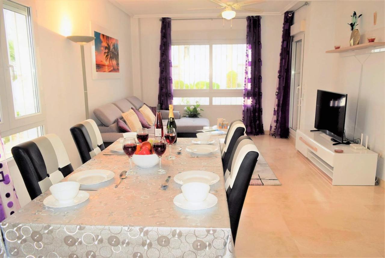 Fabulous 2 Bed 2 Bath ! Apartment