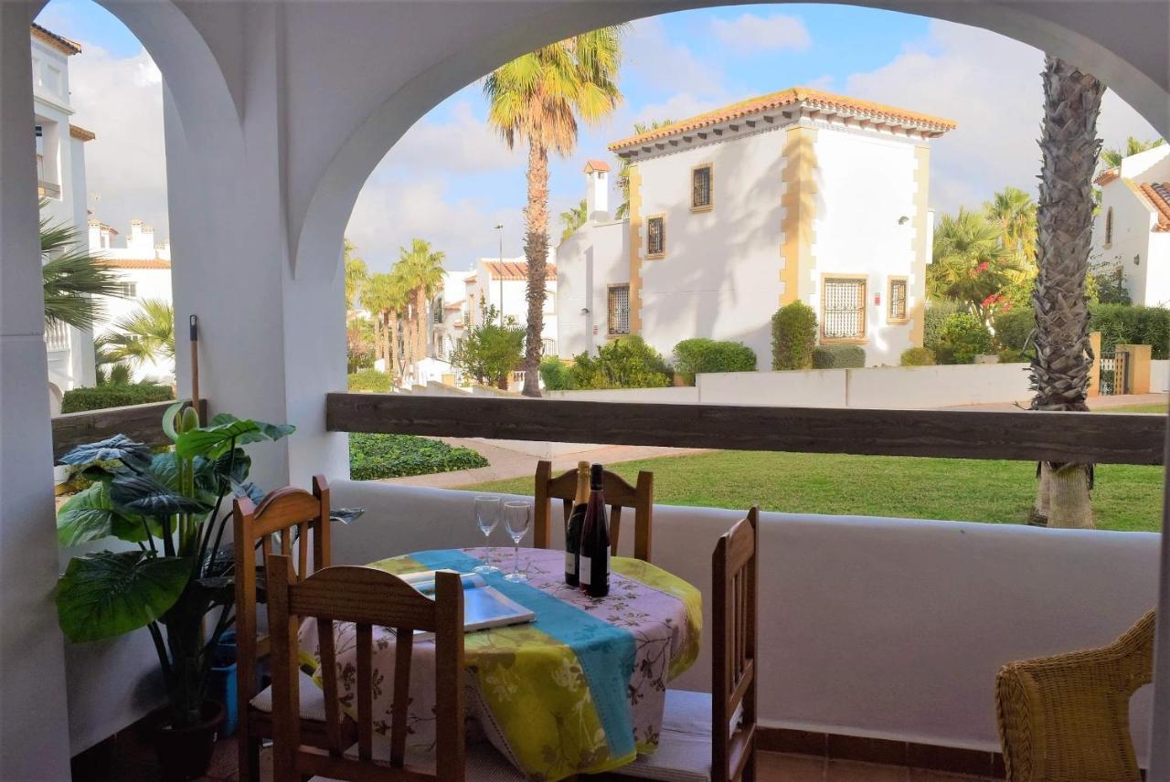 Fabulous 2 Bed 2 Bath ! *