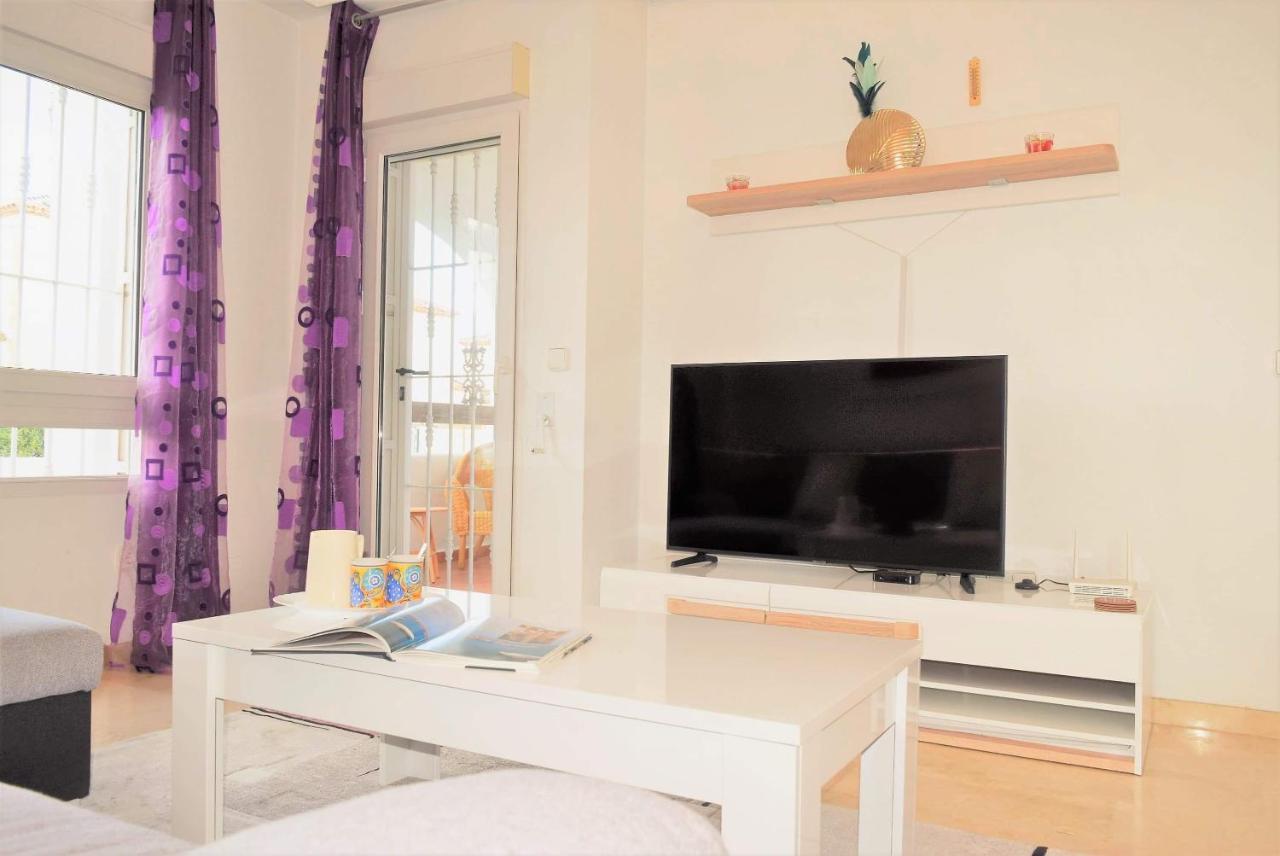 Fabulous 2 Bed 2 Bath ! Apartment