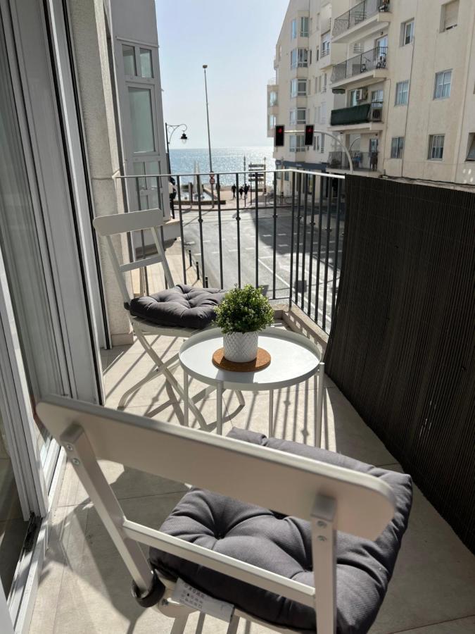 Lighthouse Apartment *
