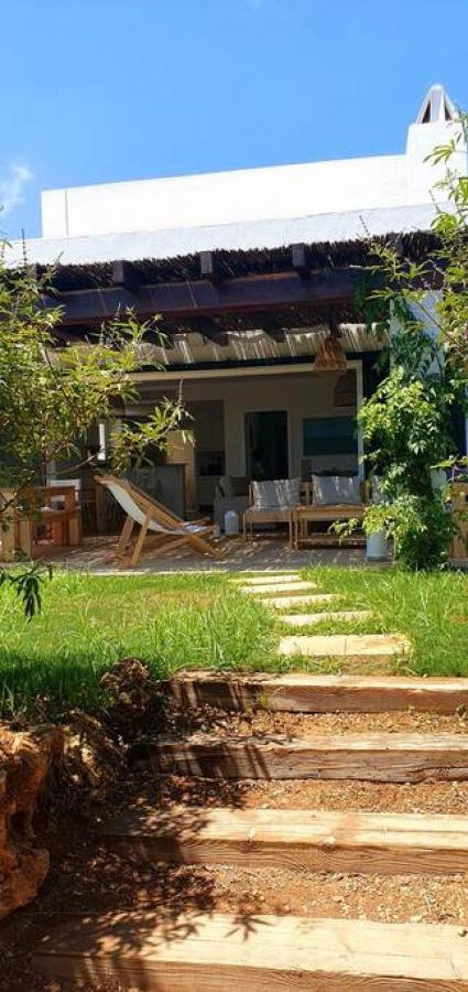 Himala Villa Sant Lluis