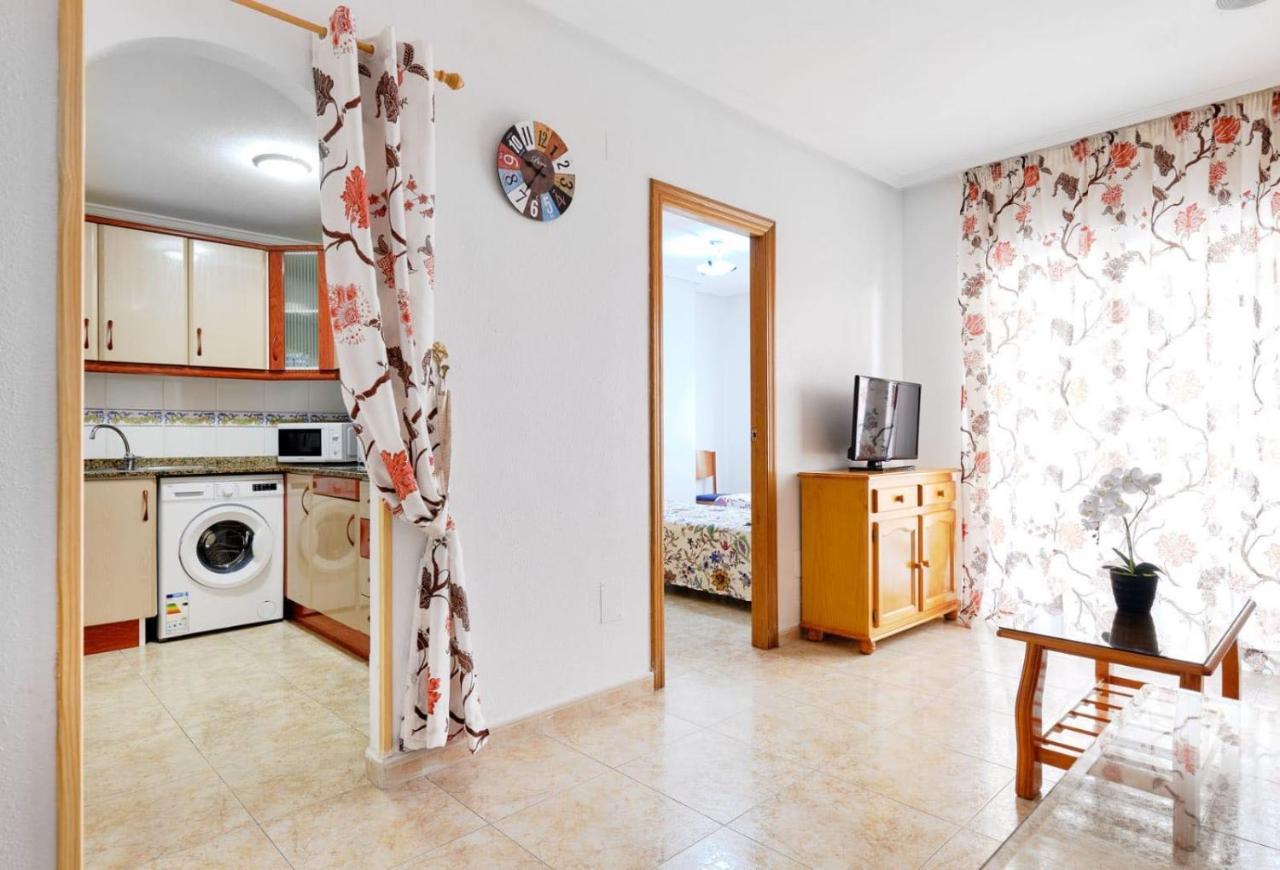 Apartamento Playa Del Cura - 140 M To The Beach. Torrevieja