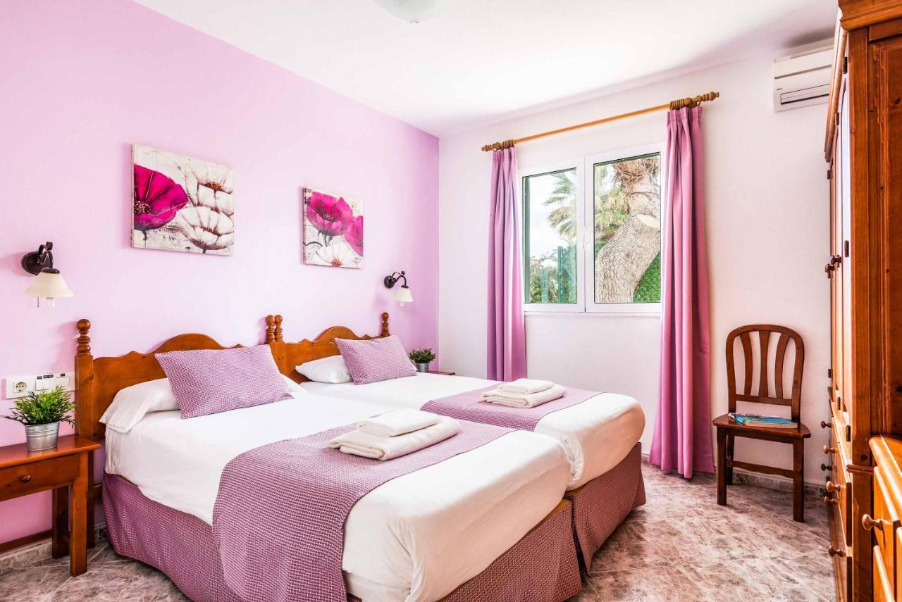 Karoline Villa Cala'n Forcat