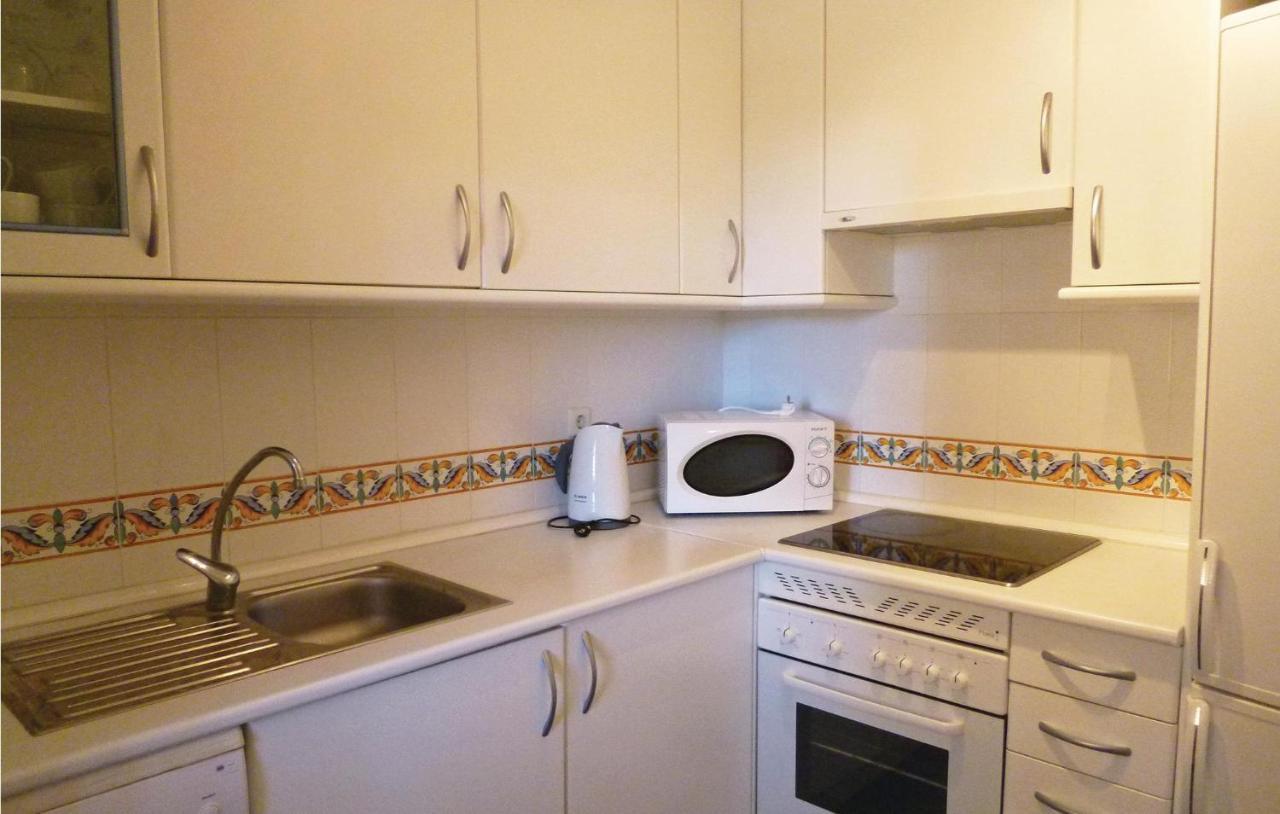 Beautiful In Mijas Costa With 2 Bedrooms, Wifi And Outdoor Swimming Pool Sitio de Calahonda