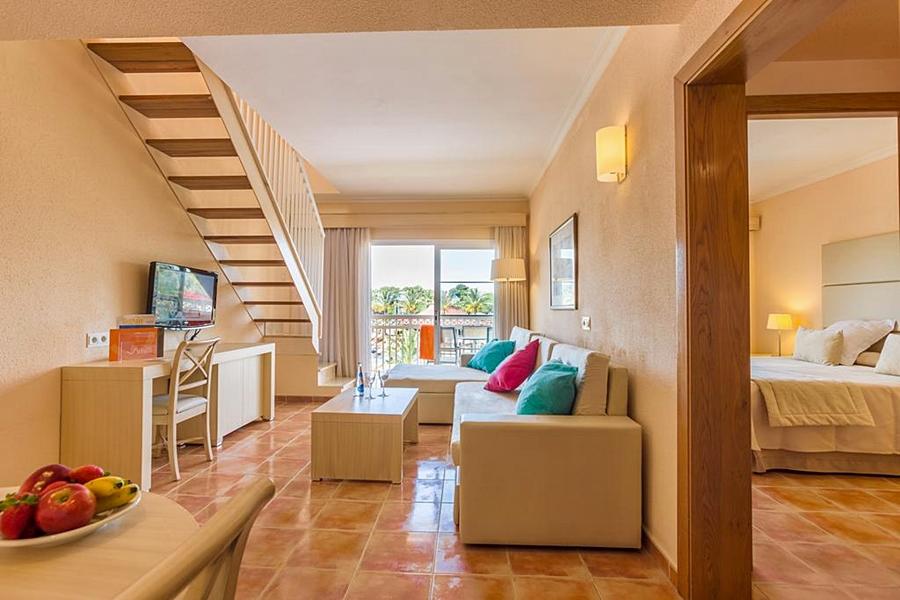 Zafiro Picafort Aparthotel