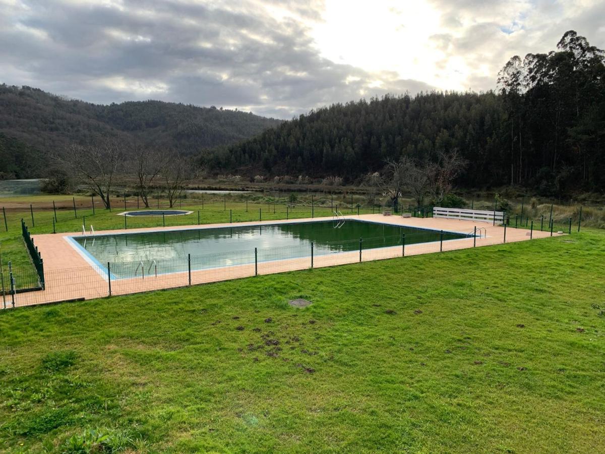 Port, Piscina Y Club Social Plentzia