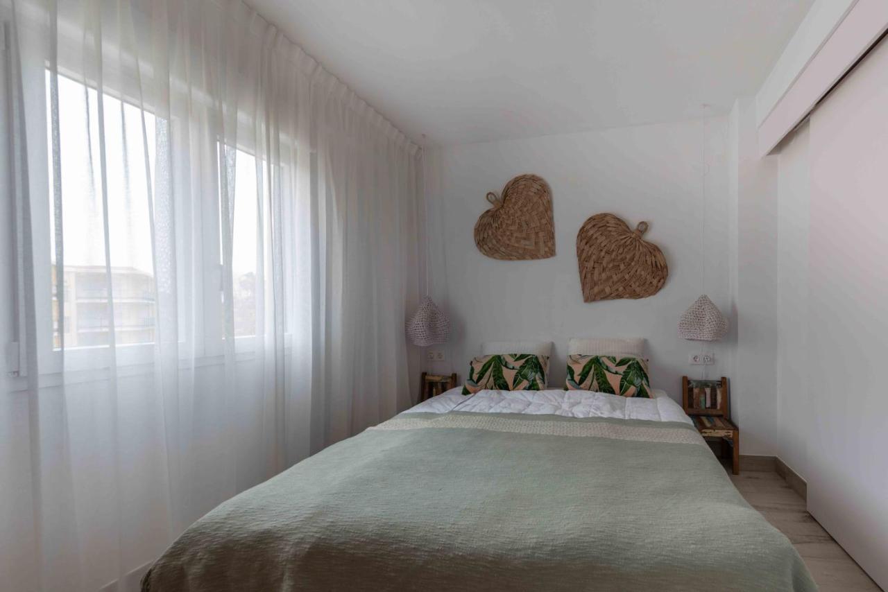 Brand New 50m From Arenal Apartment