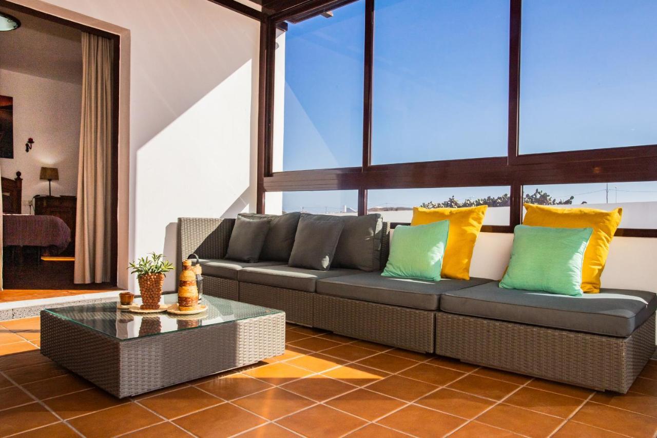 Villa Eslanzarote Acoruma House, Super Wifi, Heated Pool *