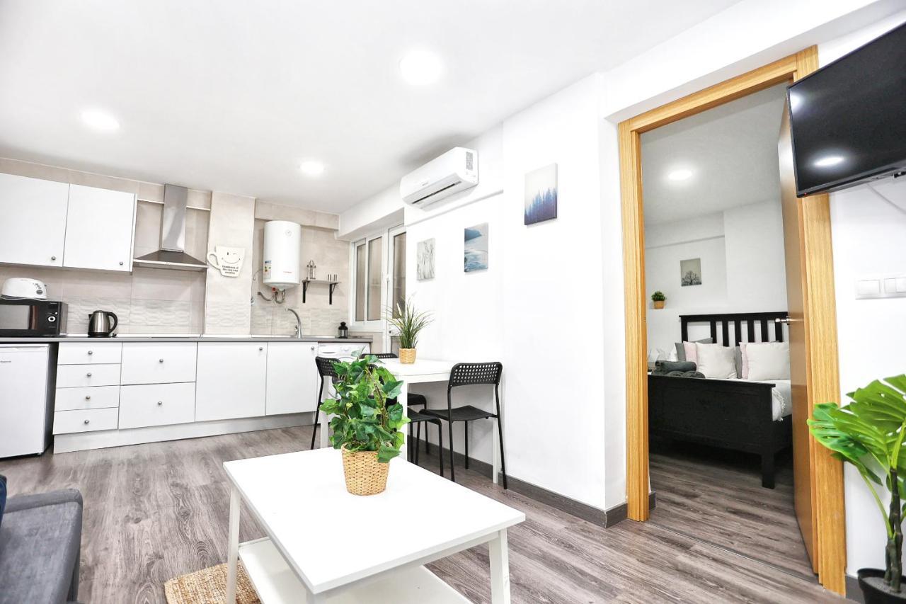 Apartamento Holidays2malaga Goya - Zona Huelin & 500 Mts De La Playa *