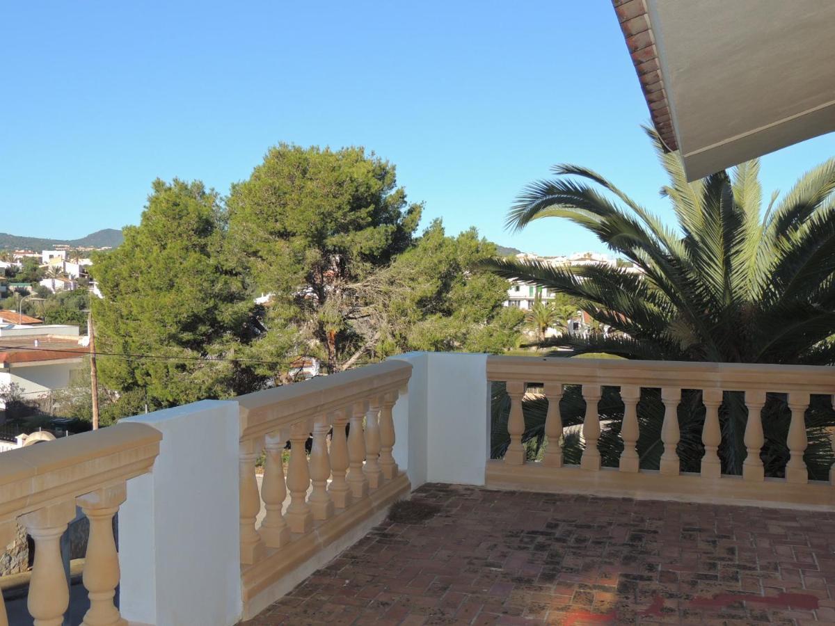 Can Sard Villa *