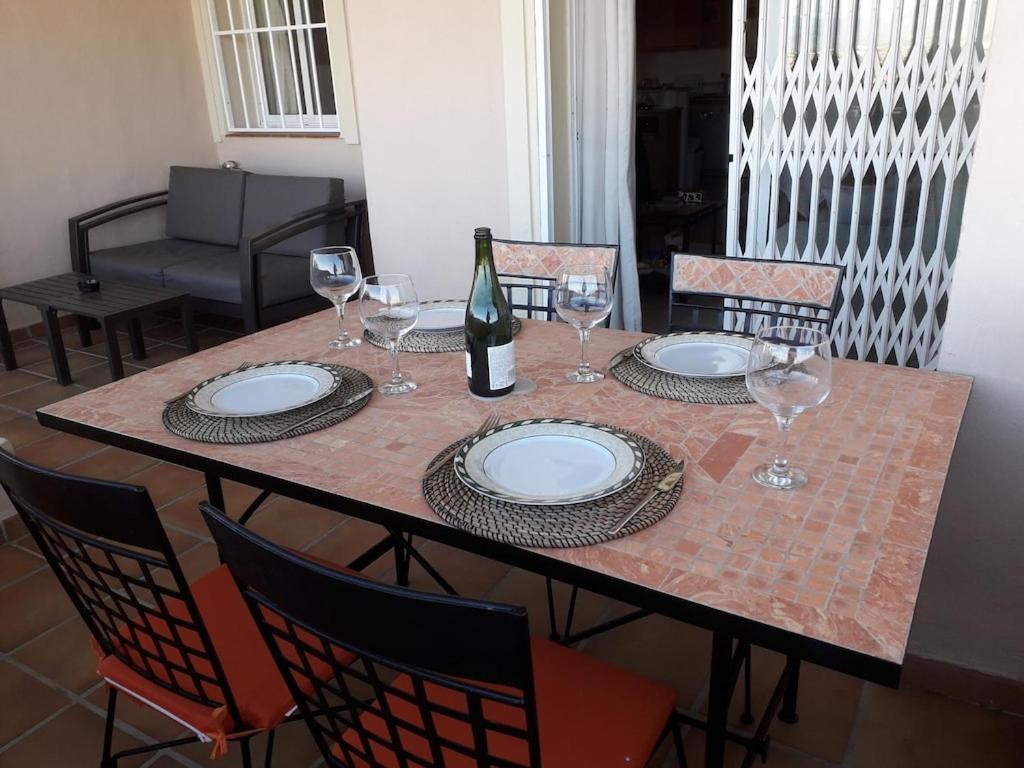 Apartamento Duquesa Fairways, A Spacious With Fabulous Views And Facilities *