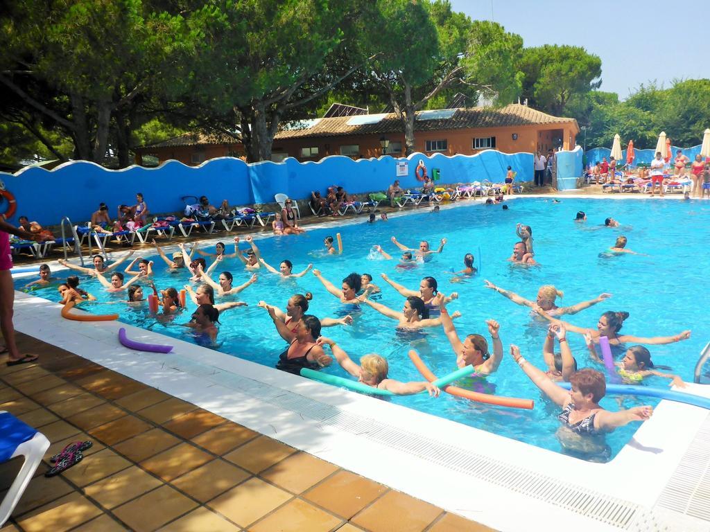 Bungalows Camping Canos De Meca 3*