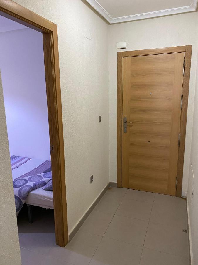 Calido Atico Especial Temporadas U Ocasiones Familiares Apartment Torrevieja
