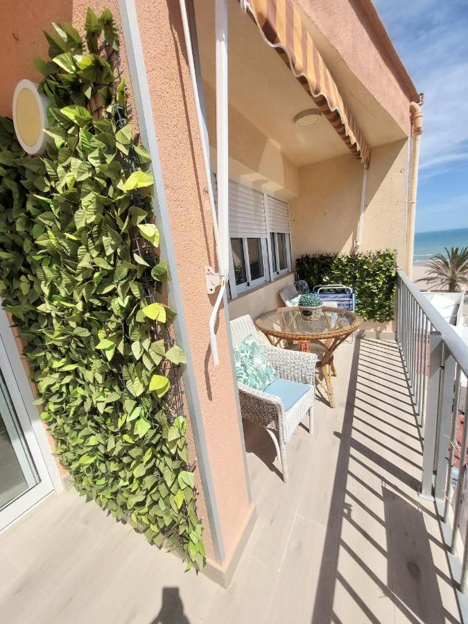 Torremar Apartment *
