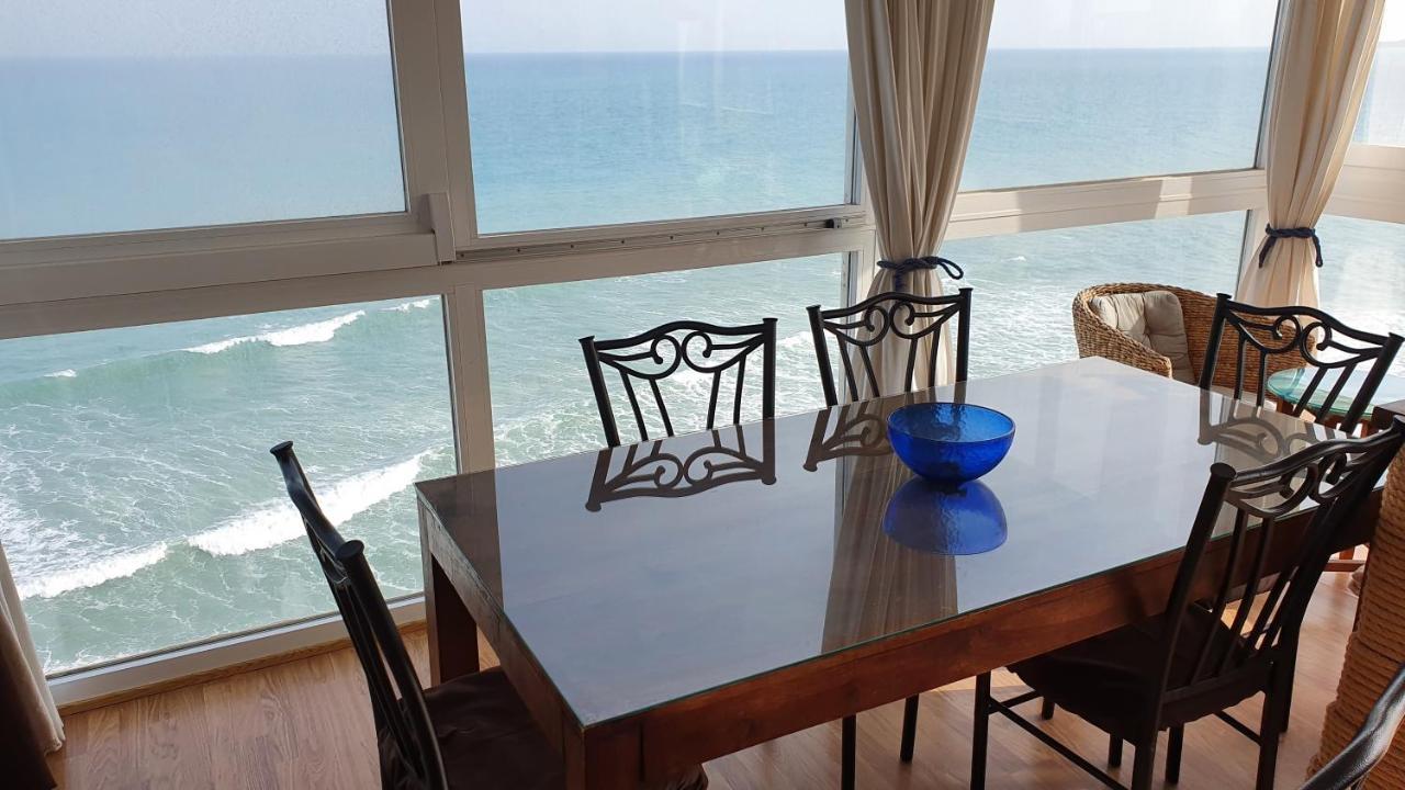 Apartamento Sobre Olas Del Mar