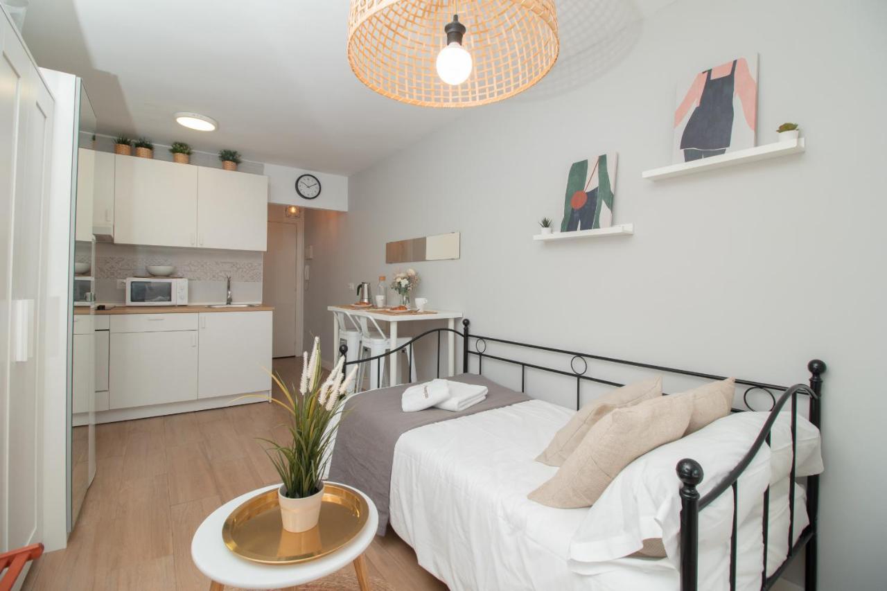C96 - Brilliant Penthouse Studio Apartment Malaga