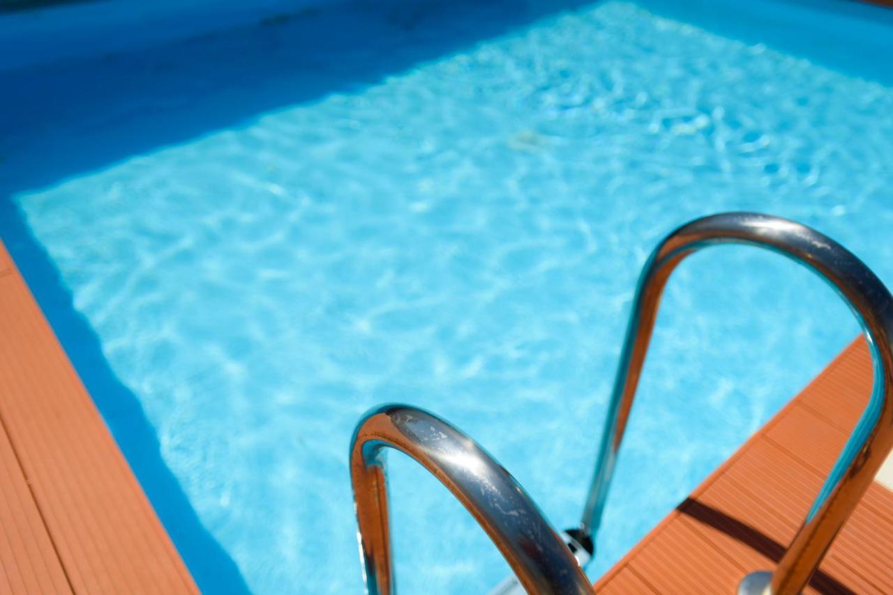 Twins De Lujo Con Piscina Y Wifi *