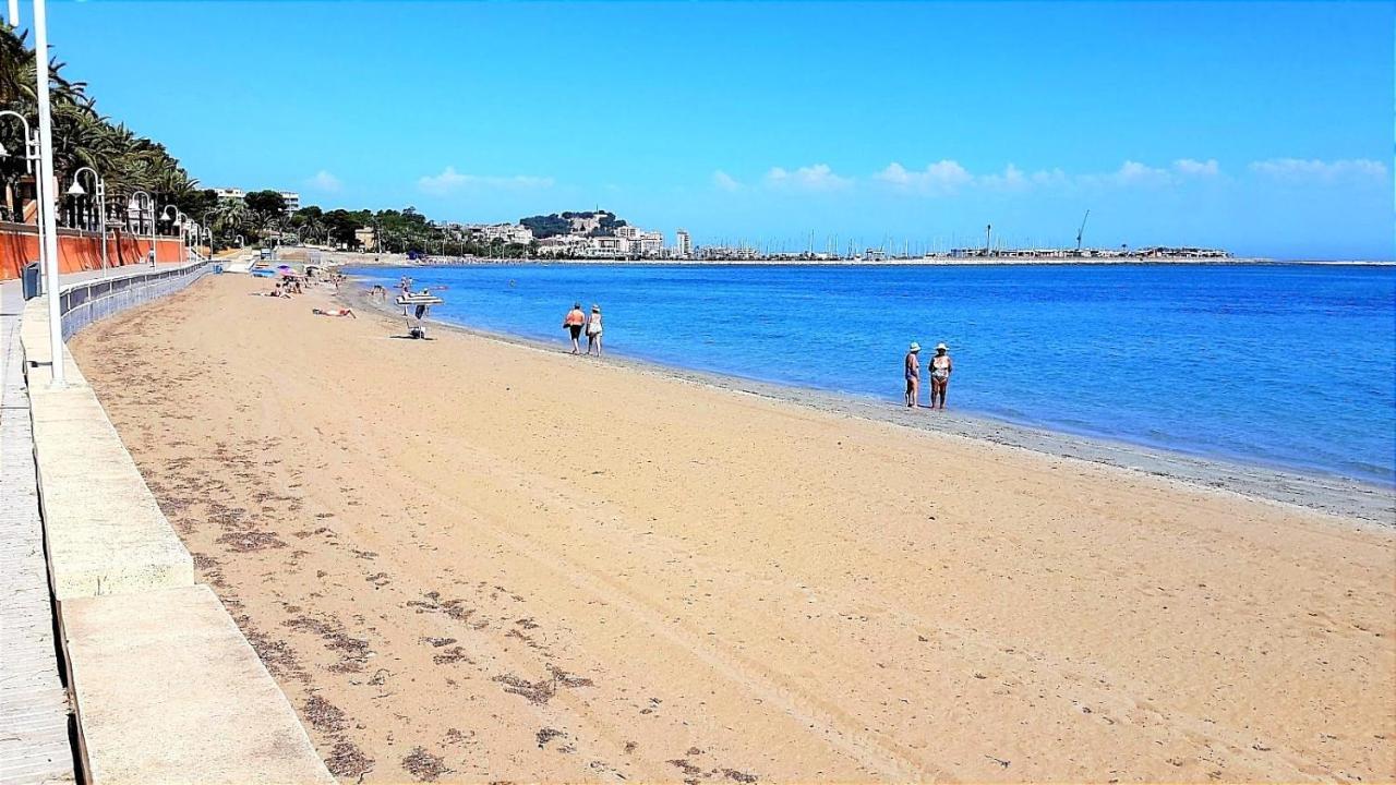 Oasis *