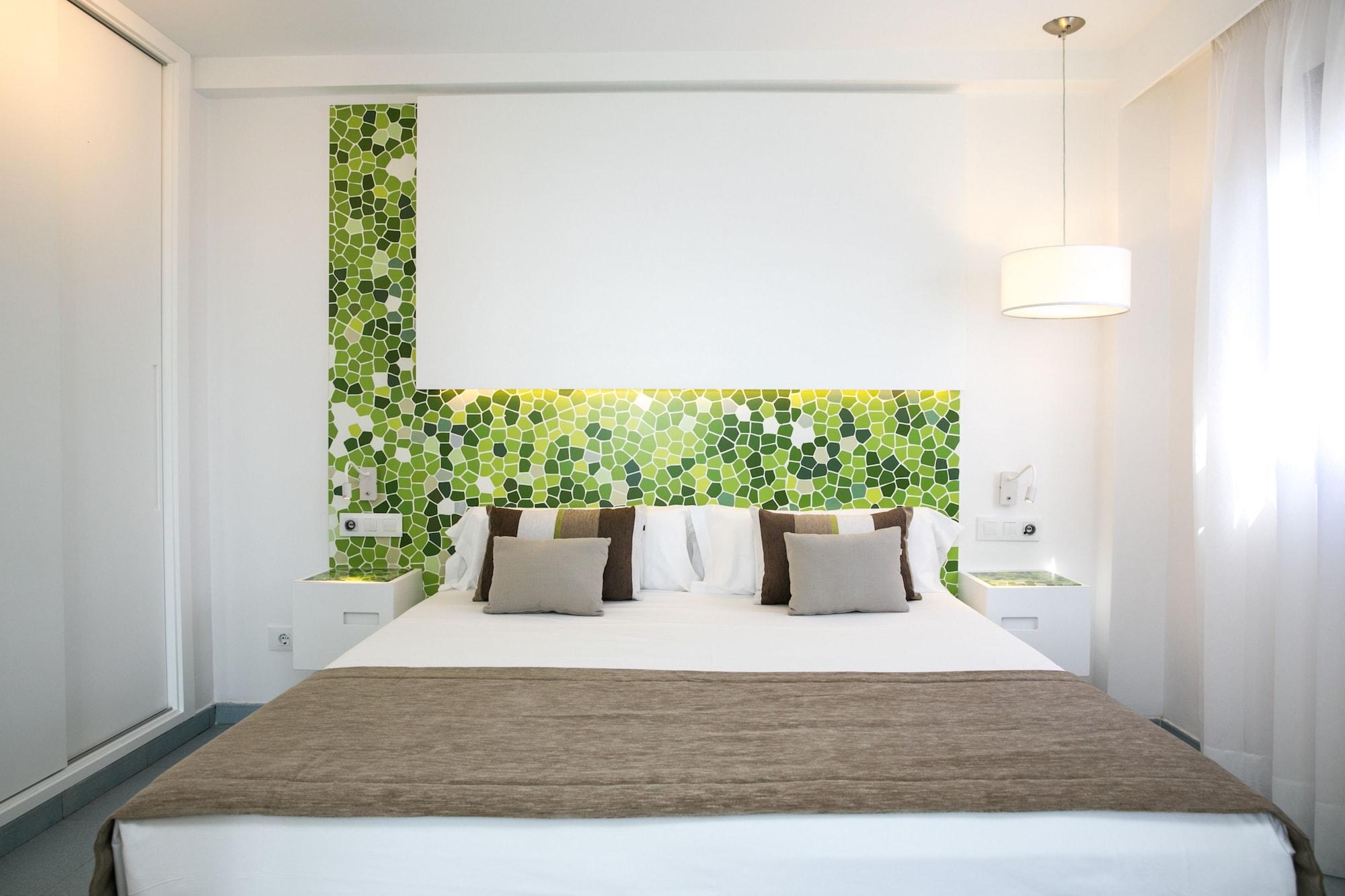 Livvo Anamar 4*