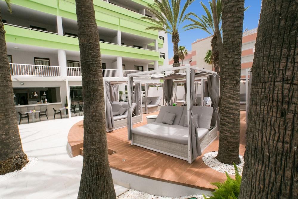 Hotel Livvo Anamar