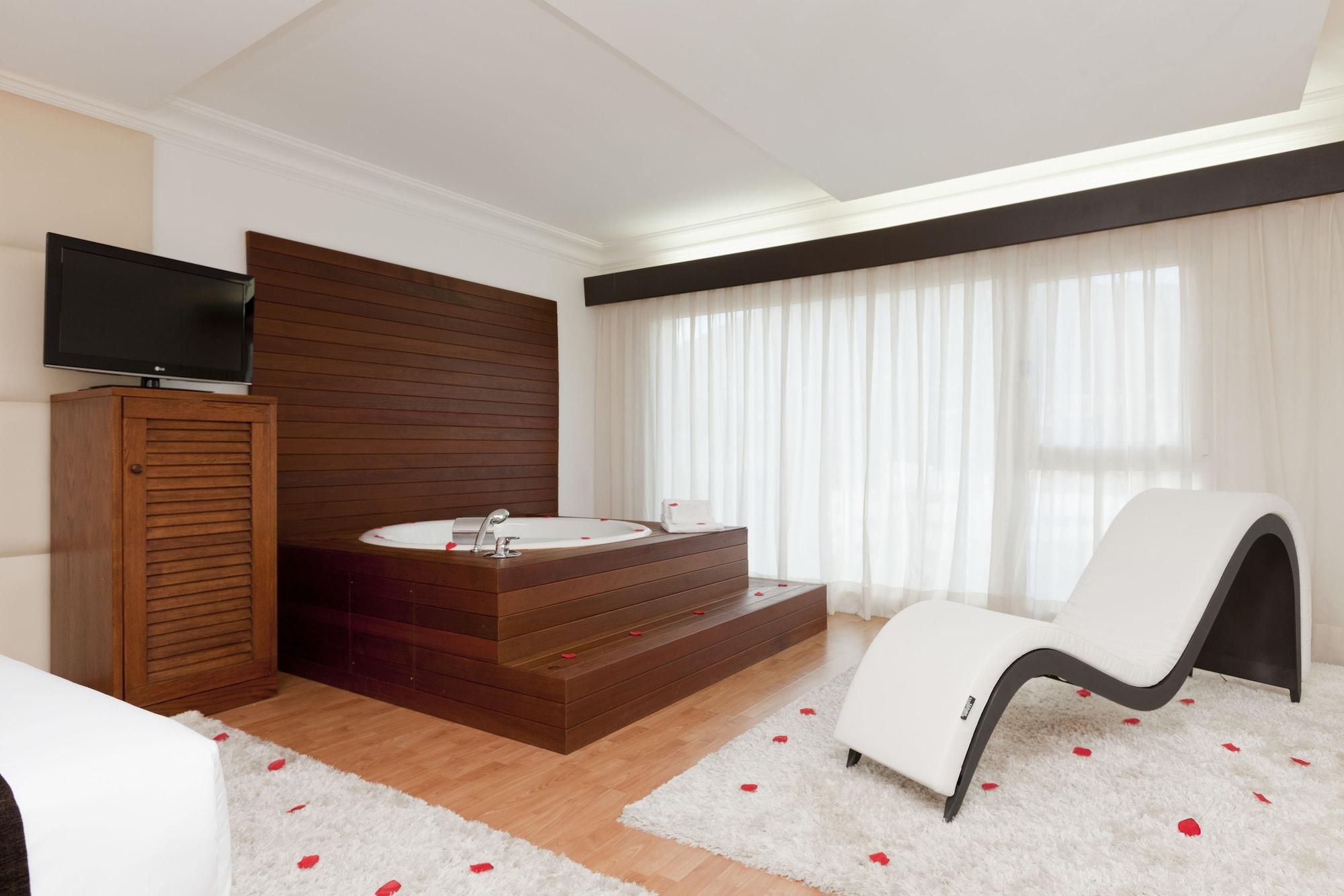 Senator 4* Marbella