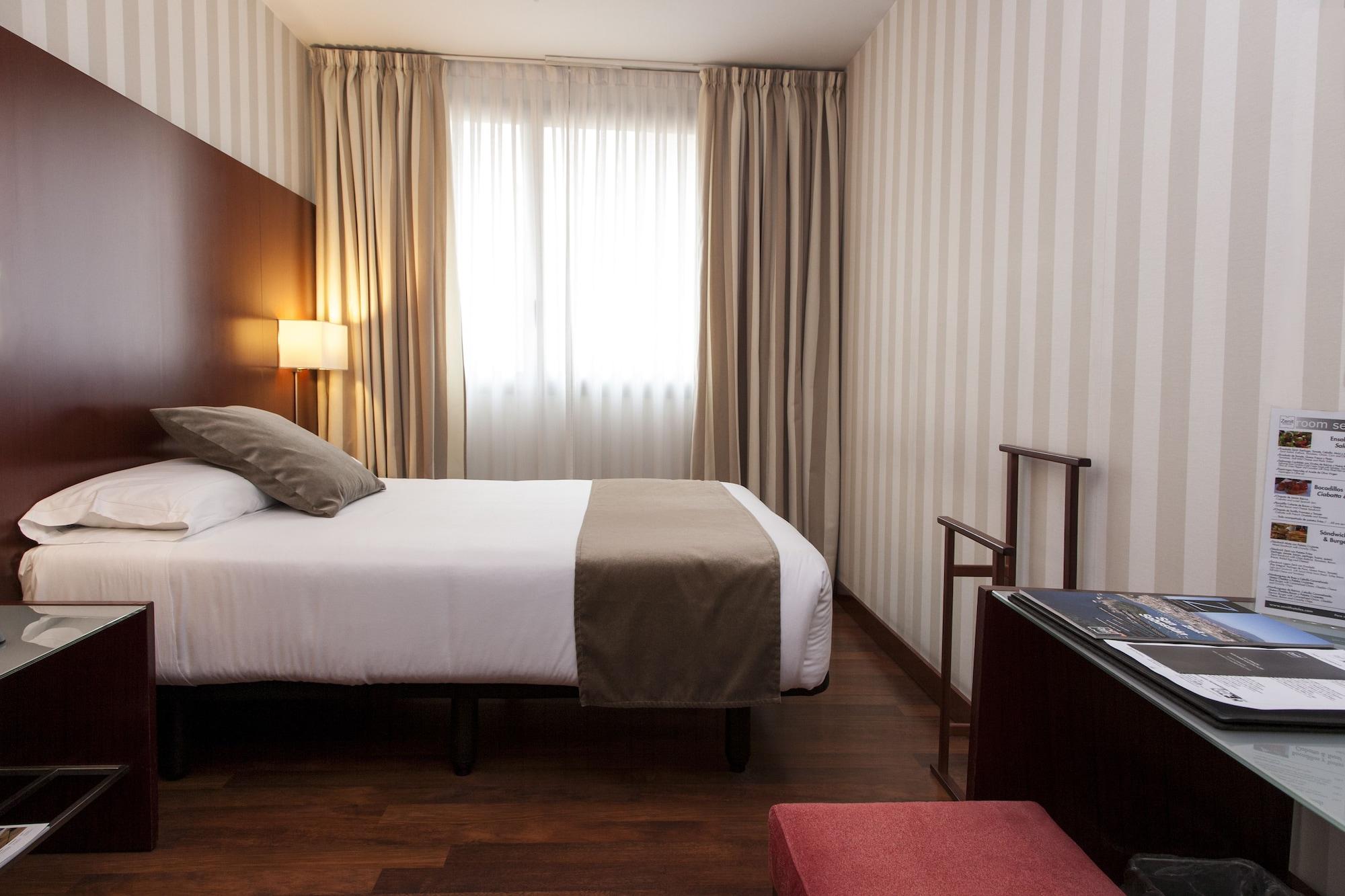 Zenit Hotel 4*