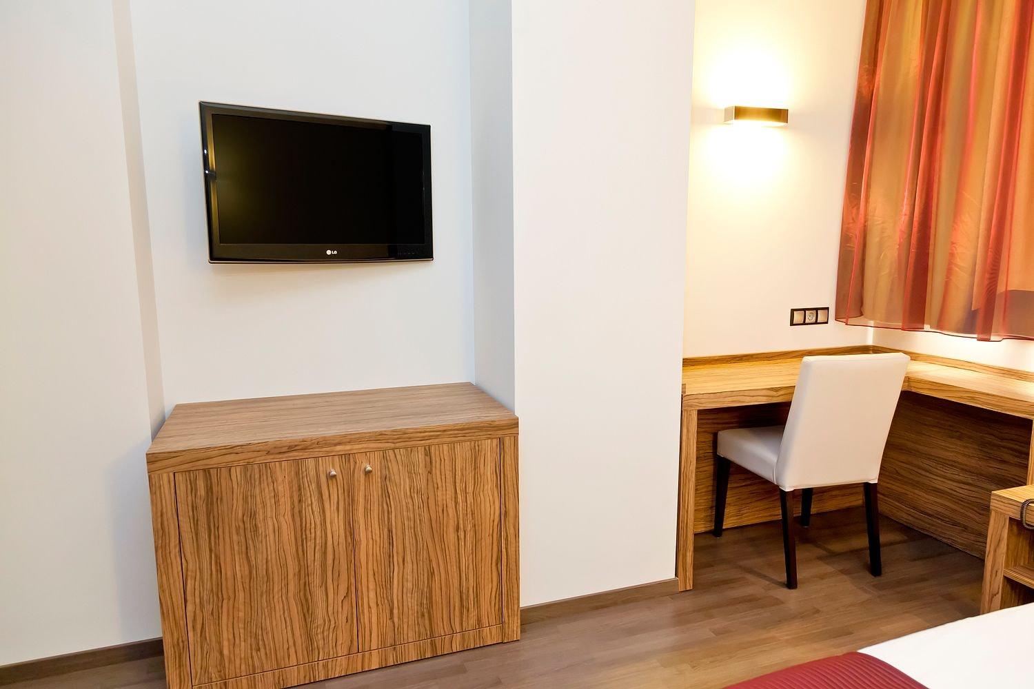 Dna Monse & Golf Hotel 4*
