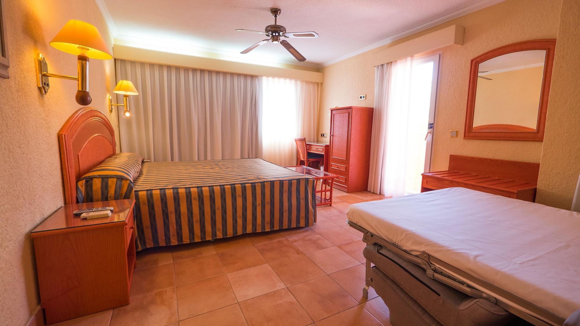 Diver Roquetas Hotel 4*
