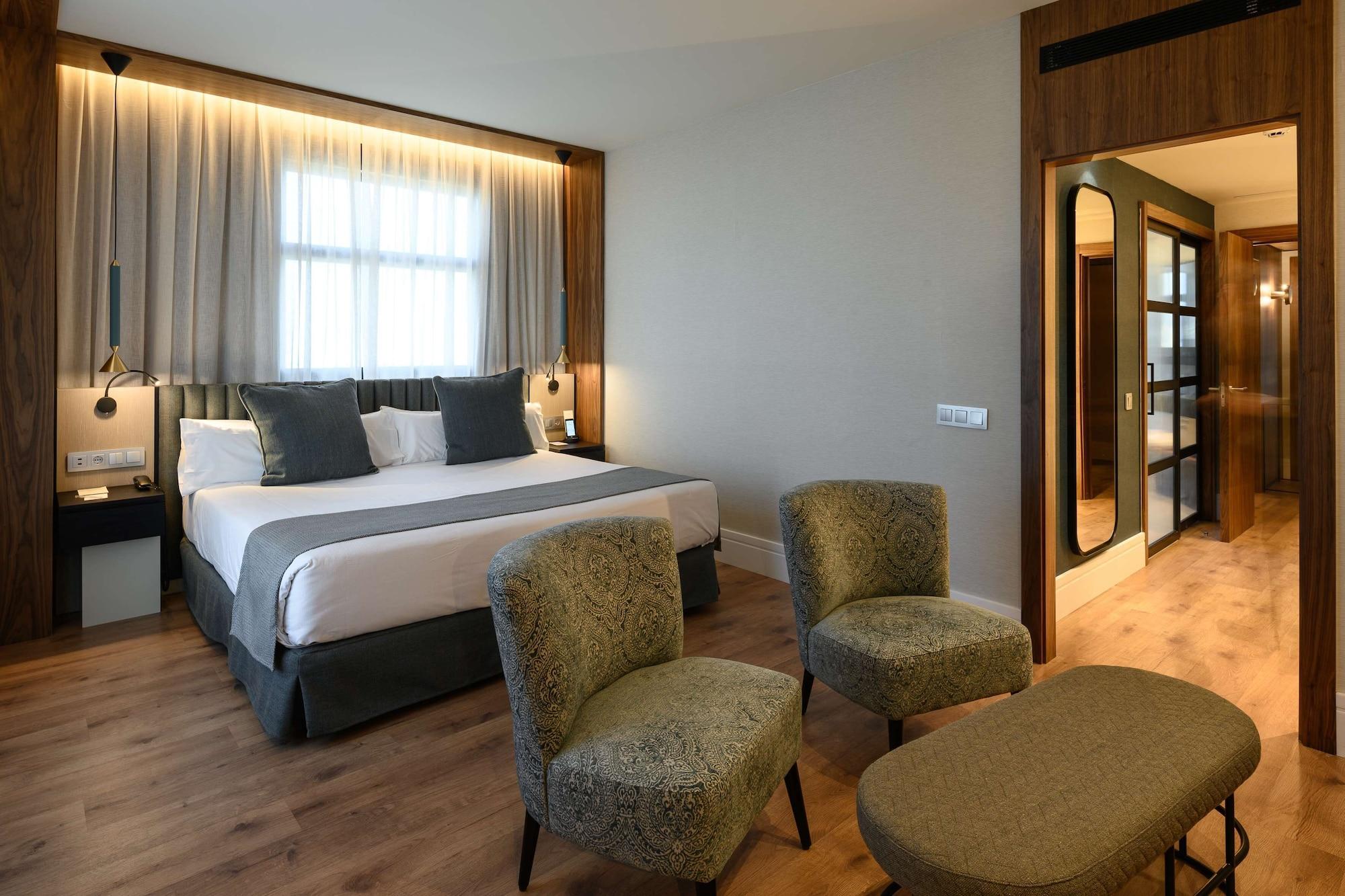 Hotel Catalonia Plaza