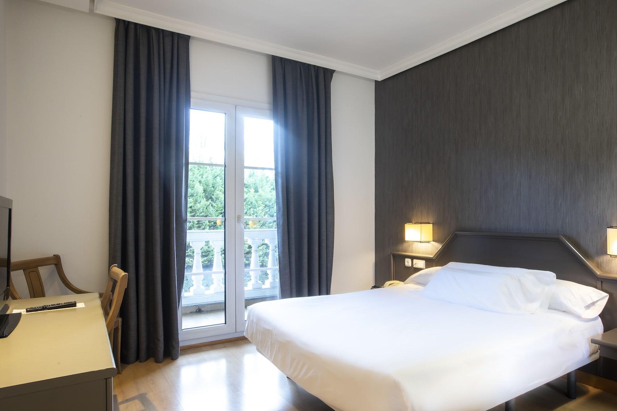 Hotel Urdanibia Park 3*