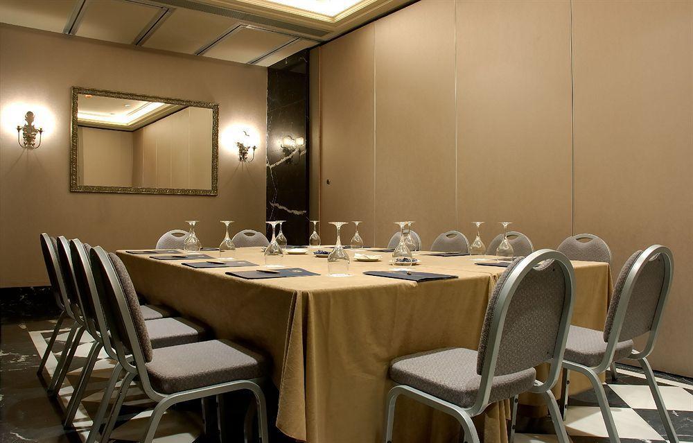 Center 4* Barcelona