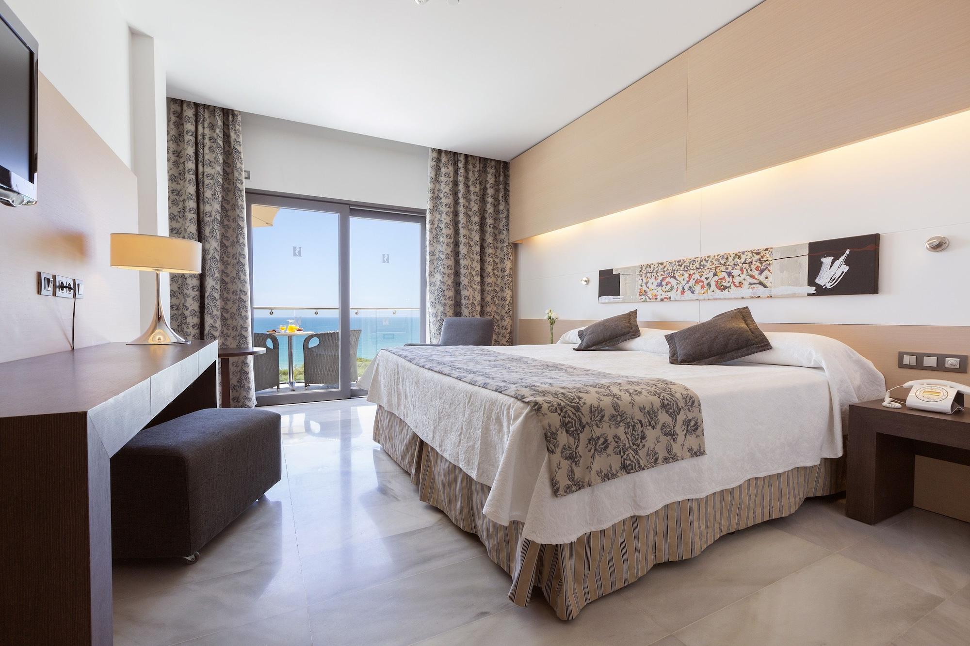 Hipotels Gran Conil Hotel 4*