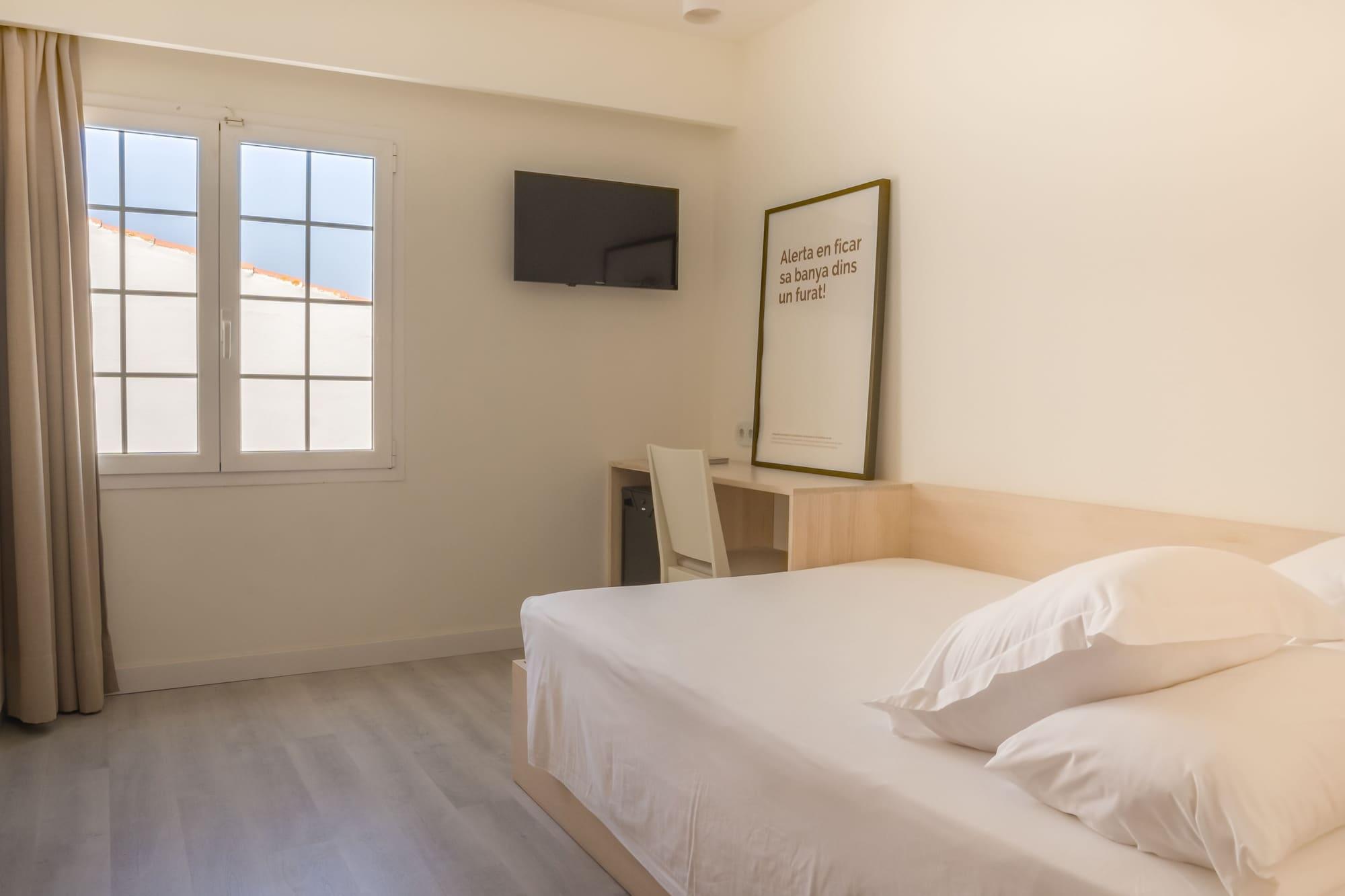 Hotel Jeni & Restaurant 3*
