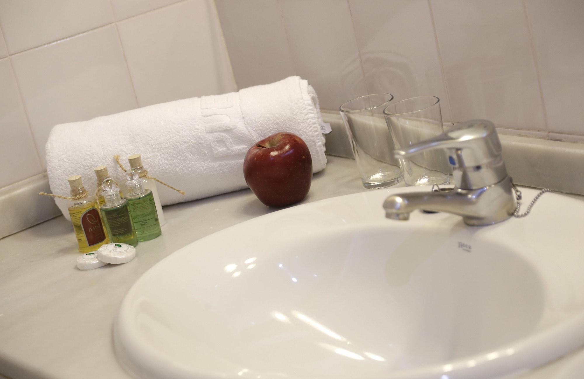 Basic Puerta De Hotel *