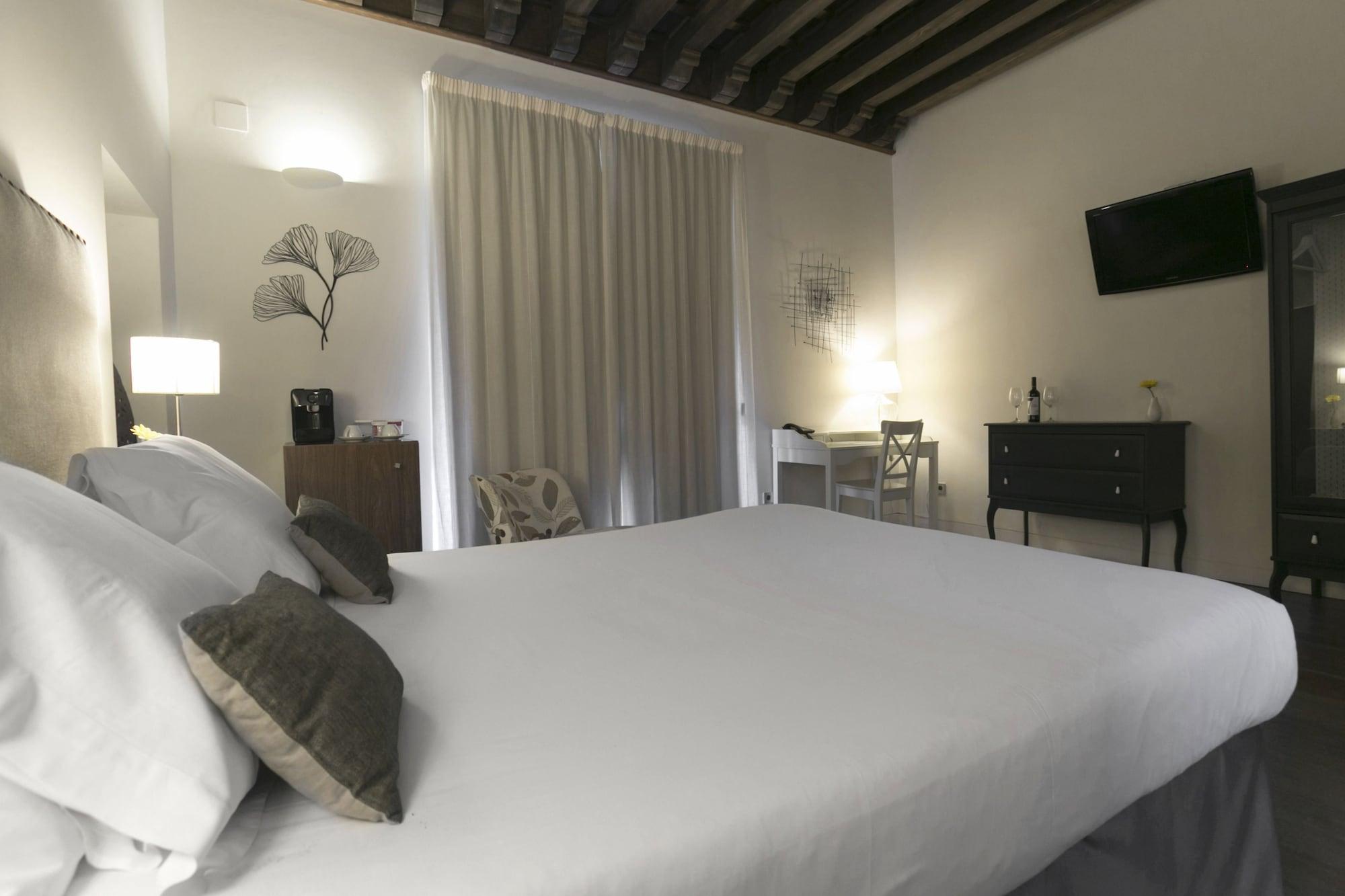 Hotel Shine Albayzin 3*