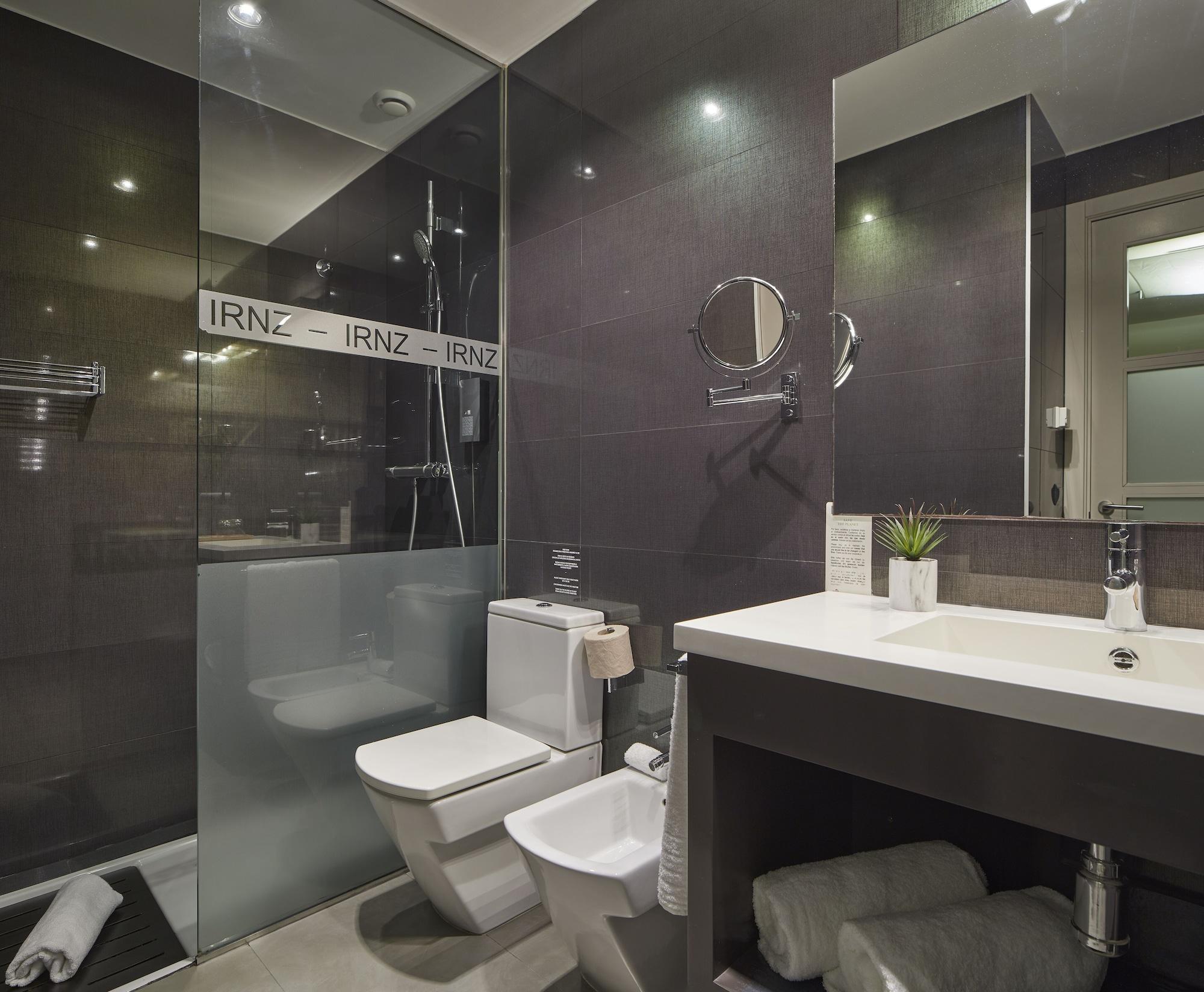 Irenaz Aparthotel