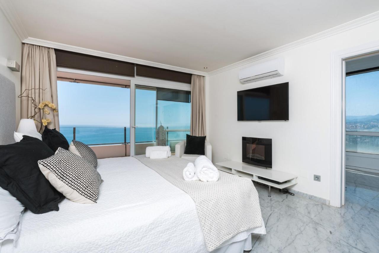 Torre Real ,panoramic Views Sea Mountain And Golf Apartment Marbella