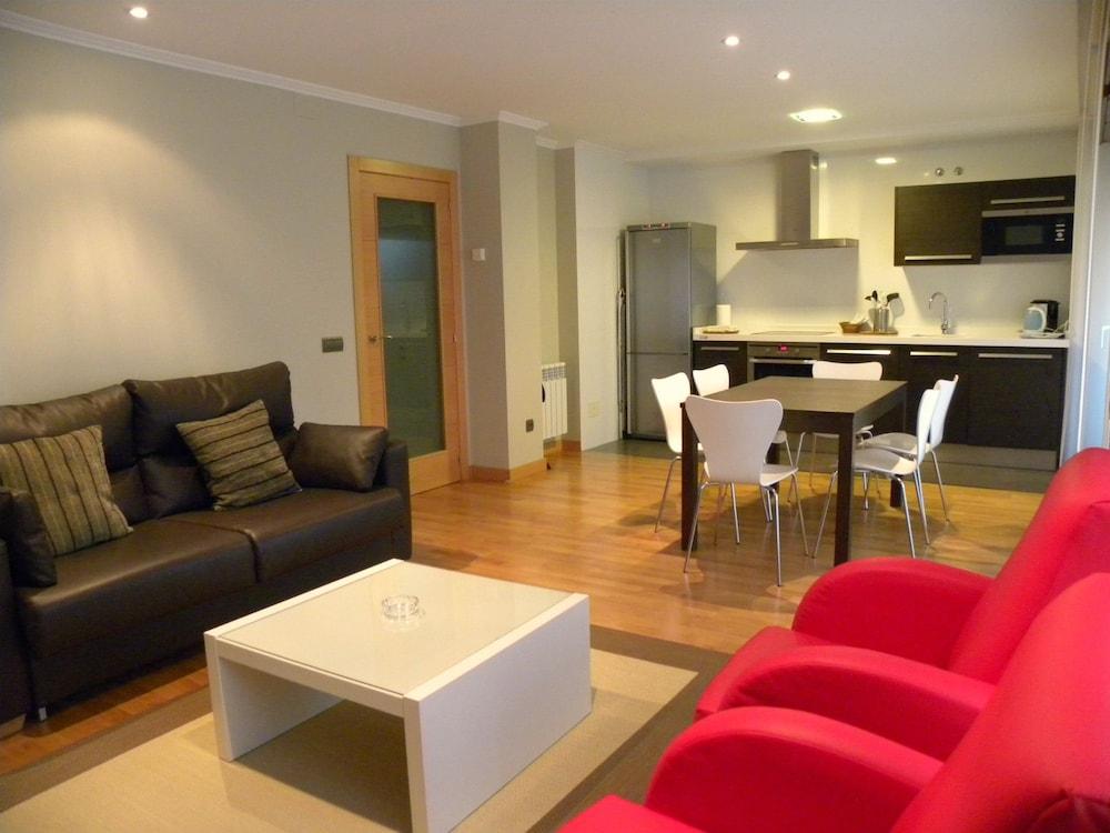 Albatros Apartment *